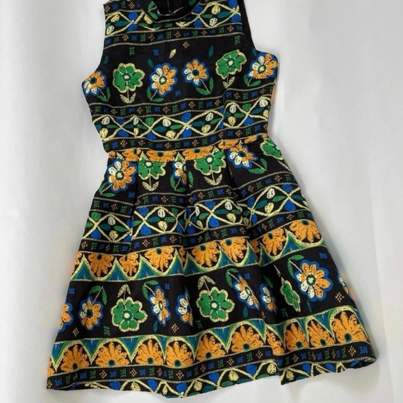 Floral Print Black Multicolor Sleeveless Mini Dress - Picture 2 of 5